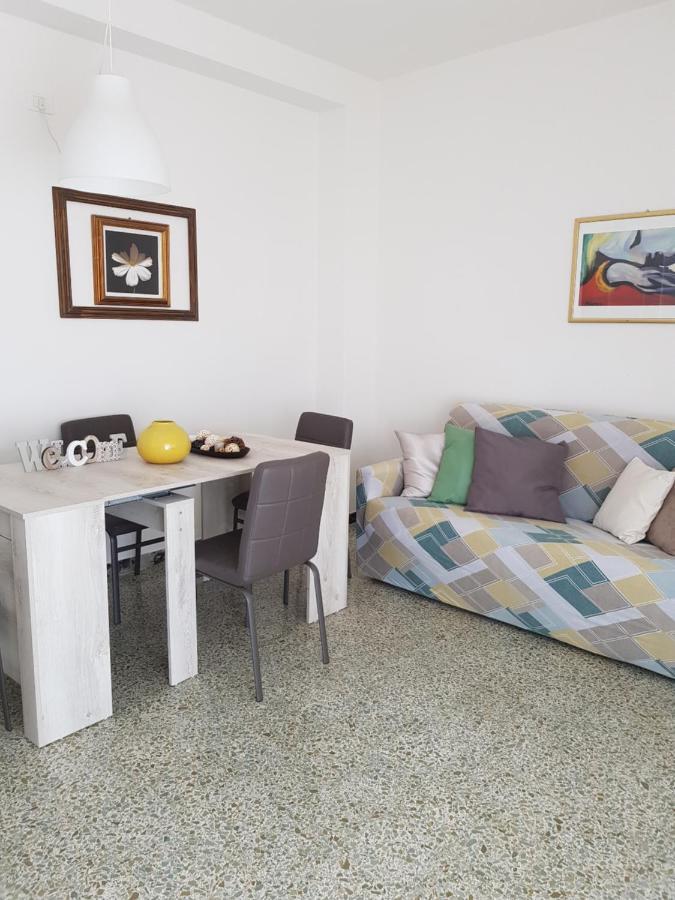 شقة Ca Enrico Luxury Flat مونتيروسّو ال ماري المظهر الخارجي الصورة